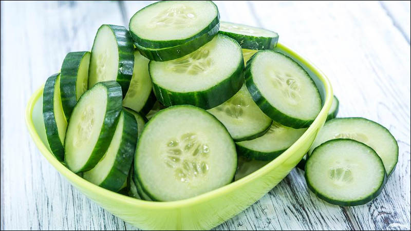 How to make a skin care mask with cucumber